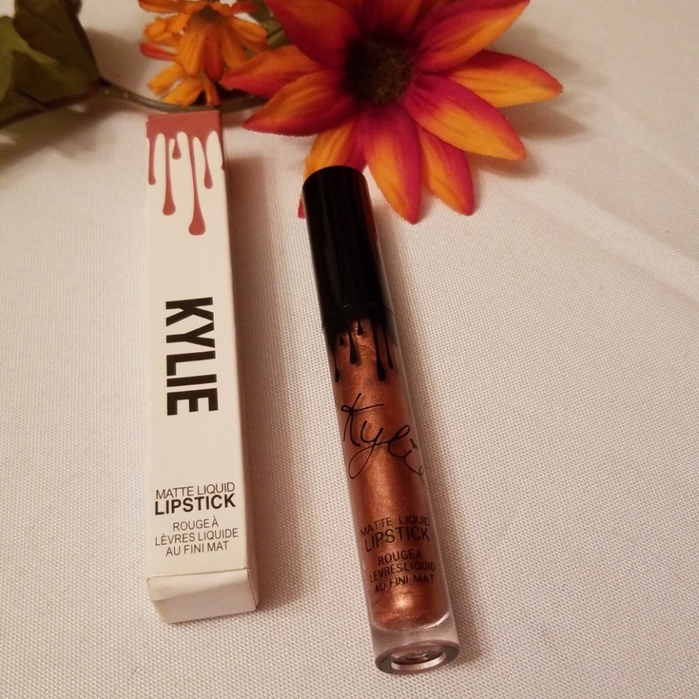 Kylie Matte Metallic Liquid Lipstick (Heir)